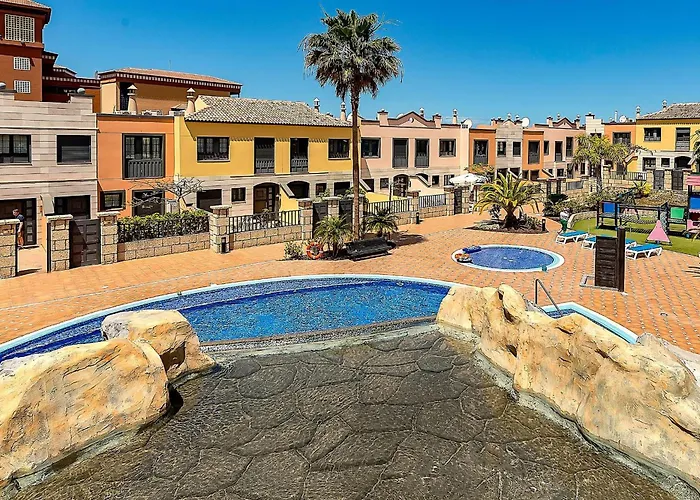 شقة Townhouse Near The Ocean